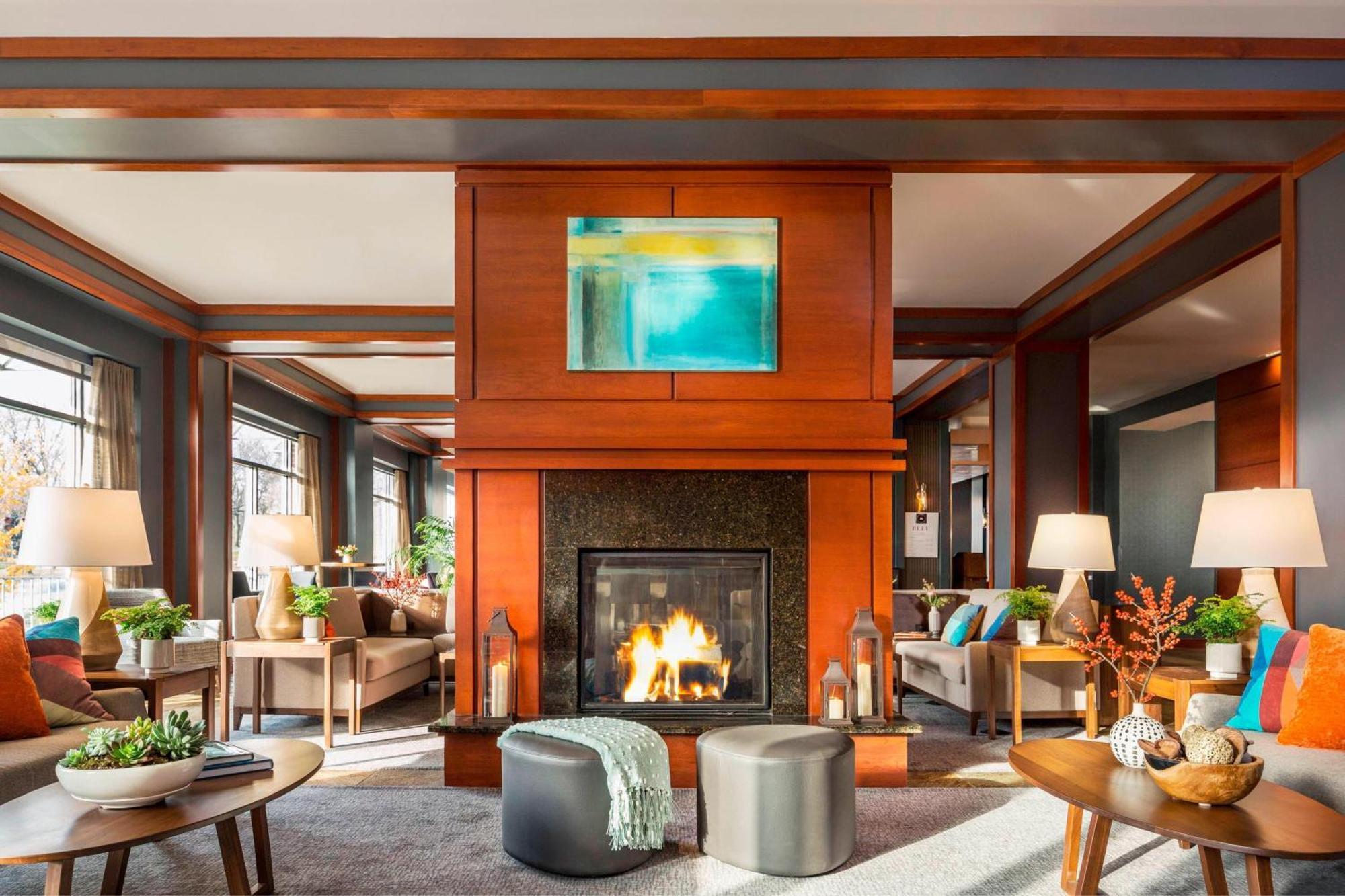 Courtyard Burlington Harbor Hotel Luaran gambar